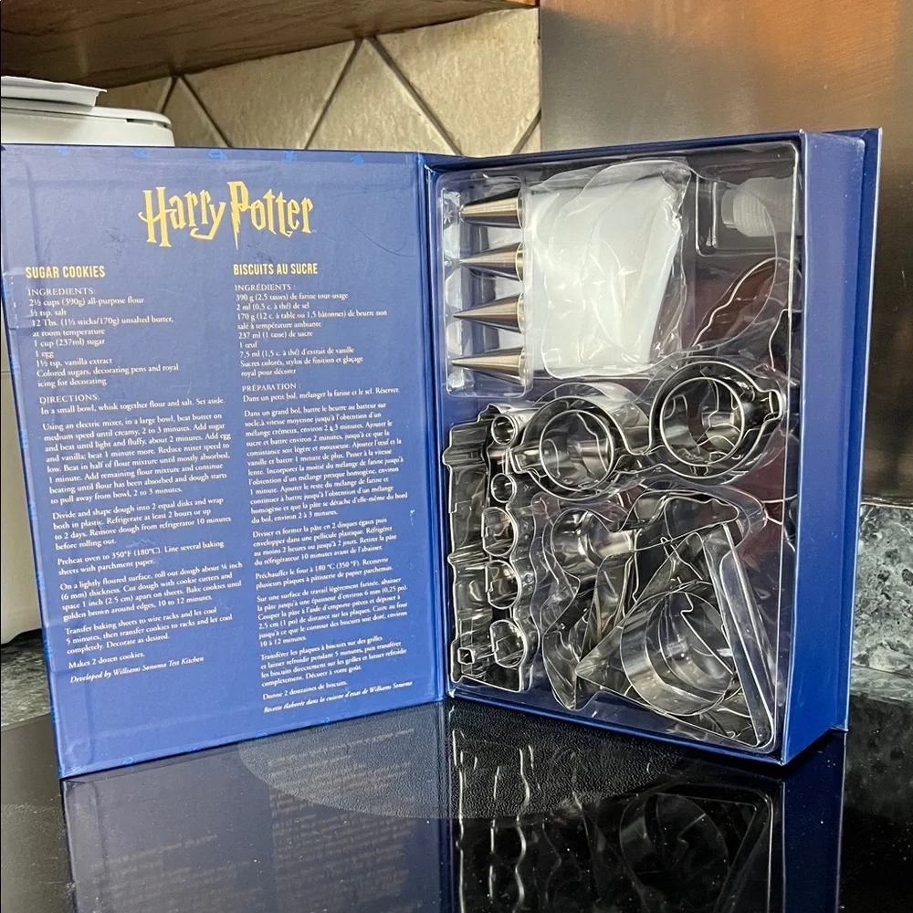 Williams Sonoma Harry Potter Cookie Cutter Set - Picture 2 of 7